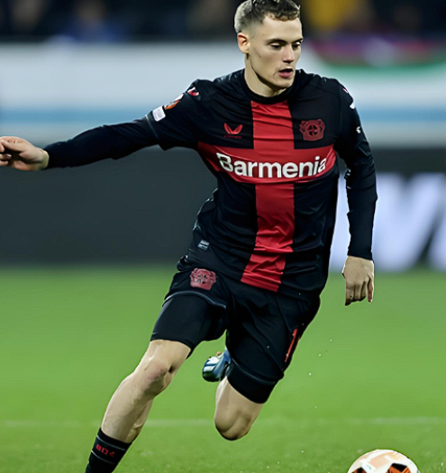 拜仁总监埃贝尔谈引援:维尔茨与迪亚斯抉择背后的考量