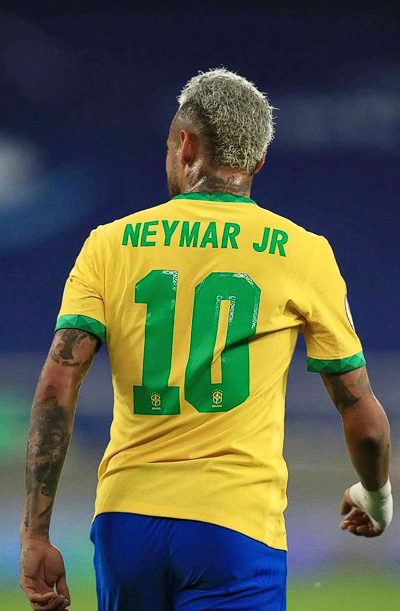 内马尔全力冲刺世界杯:努力扭转局势,友谊赛成关键节点