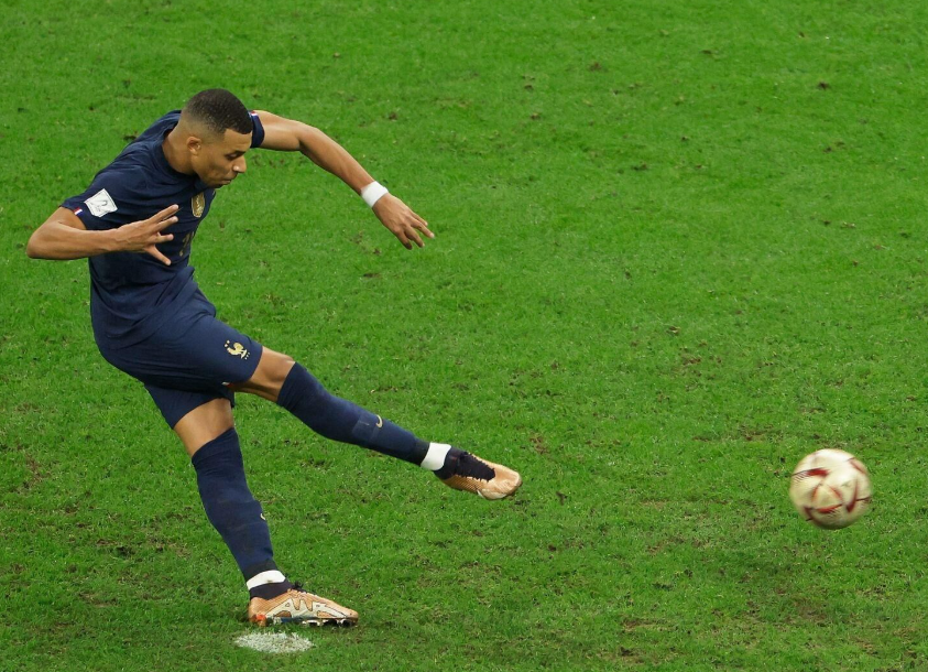 姆巴佩有望出战曼城：皇马基地体检成关键节点